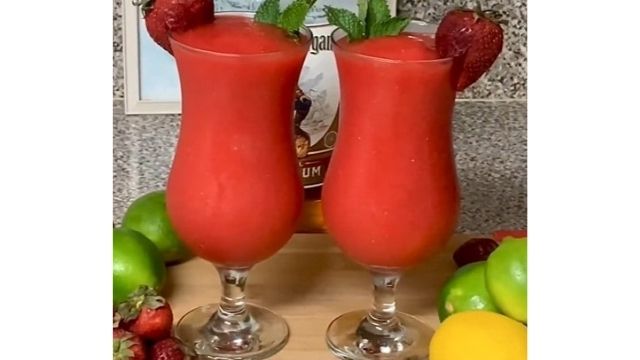 Frozen Strawberry Daiquiri Drink Recipe