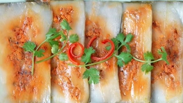 Vietnamese Banh Nam Recipe - Prawn and pork stuffing
