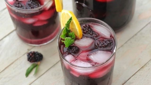 Similar Carrabba's Blackberry Sangria Recipe With Mint