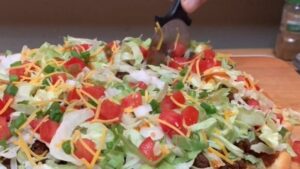 Godfather's Taco Pizza Recipe With Taco Sauce And Dough