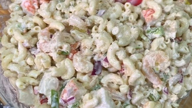 Golden Corral Seafood Salad Recipe With Crabmeat, Shrimp, And Pasta