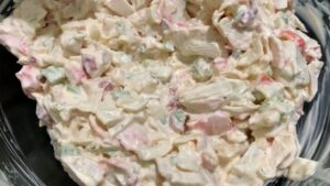 3 Best Golden Corral Seafood Salad Recipe With Imitate Crab, Ranch Dressing, Shrimp, And Pasta