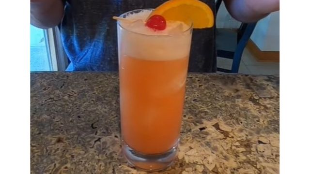Applebee's Bahama Mama Cocktail Recipe