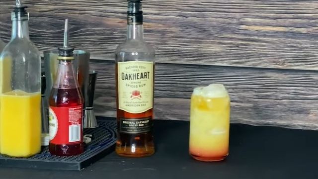 Applebee's Bahama Mama Tropical Drink Recipe