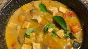 2 Best Trader Joe's Yellow Curry Recipe With Vegetables And Chicken