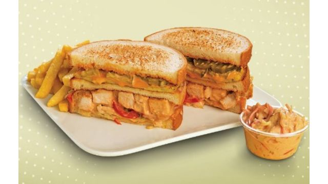 Sandwiches For Chili's Deep Eddy Strawberry Lemonade As A Side